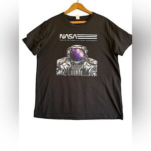 NASA NATIONAL AERONAUTICS AND SPACE ADMINISTRATION MENS GRAPHIC TEE SZ M